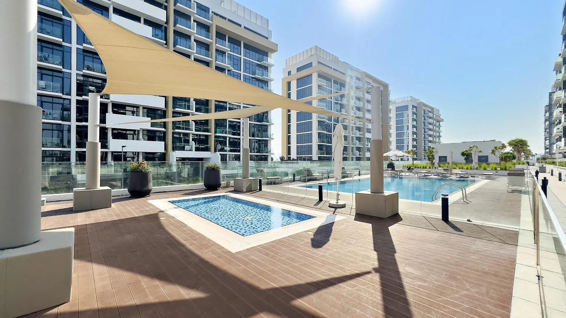 Charming Studio With Pool & Gym ドバイ 0*,  アラブ首長国連邦